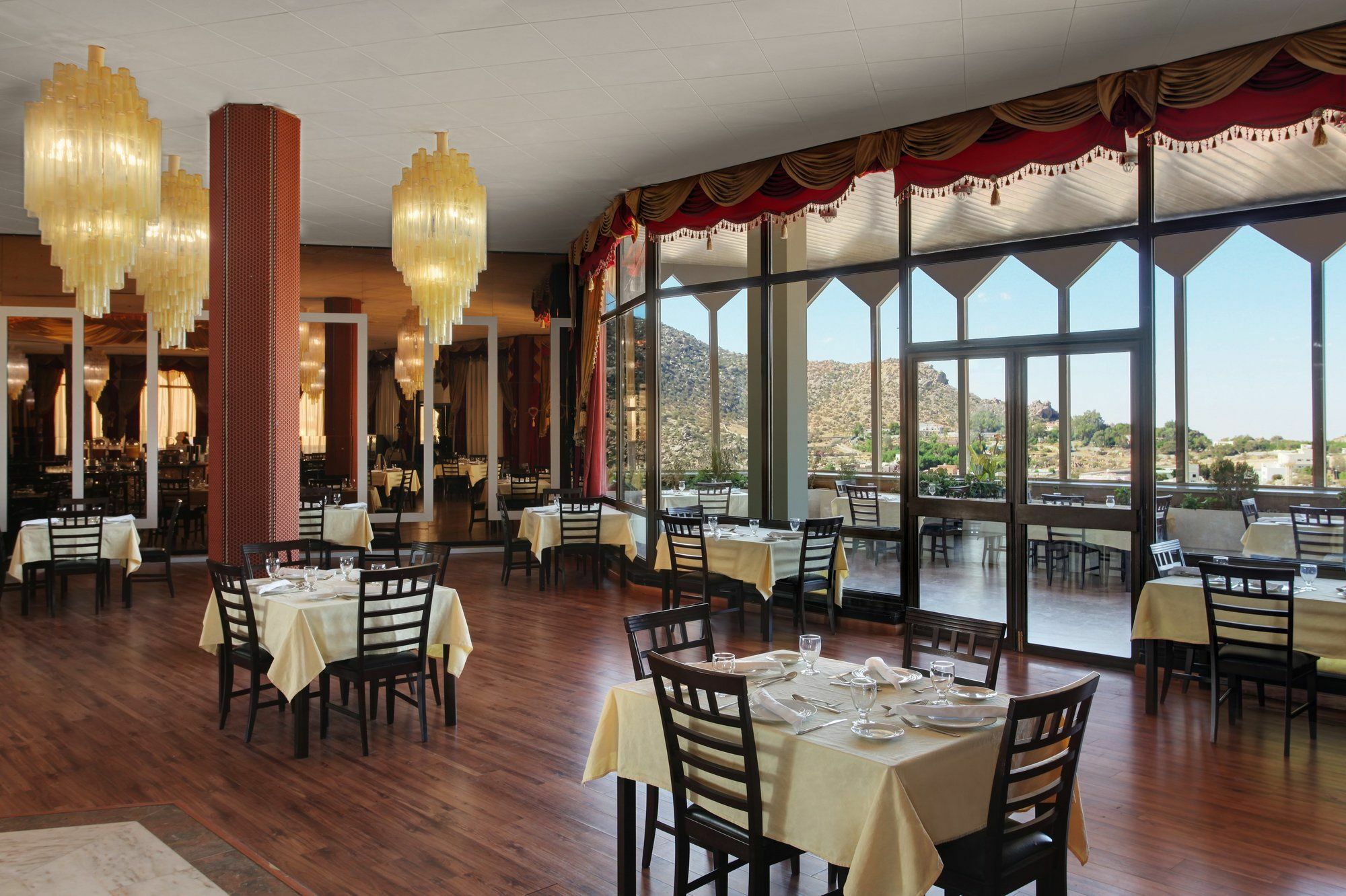Le Meridien Аль-Хада Экстерьер фото